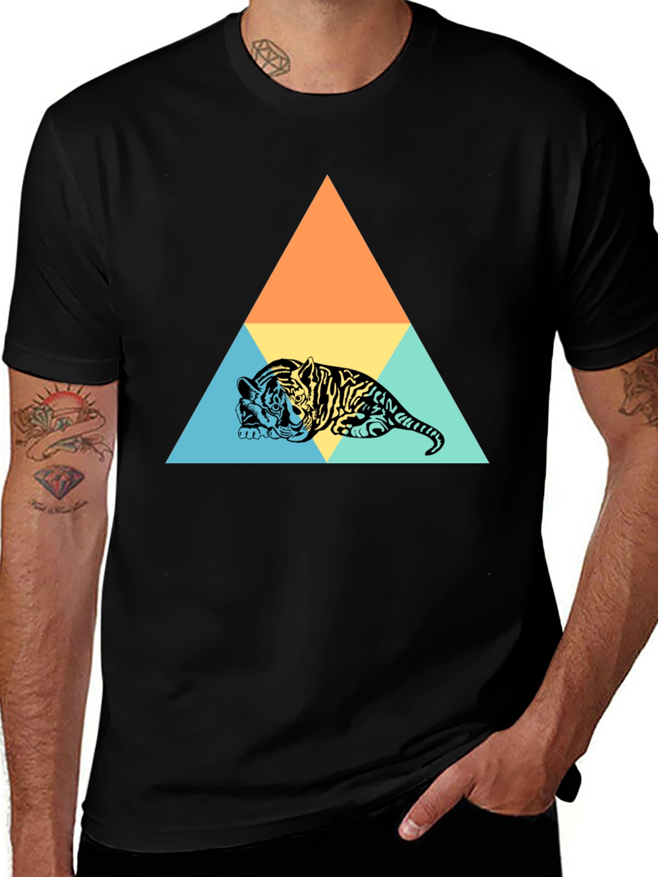 Variant 14 of Geometric Tiger Graphic T-Shirt