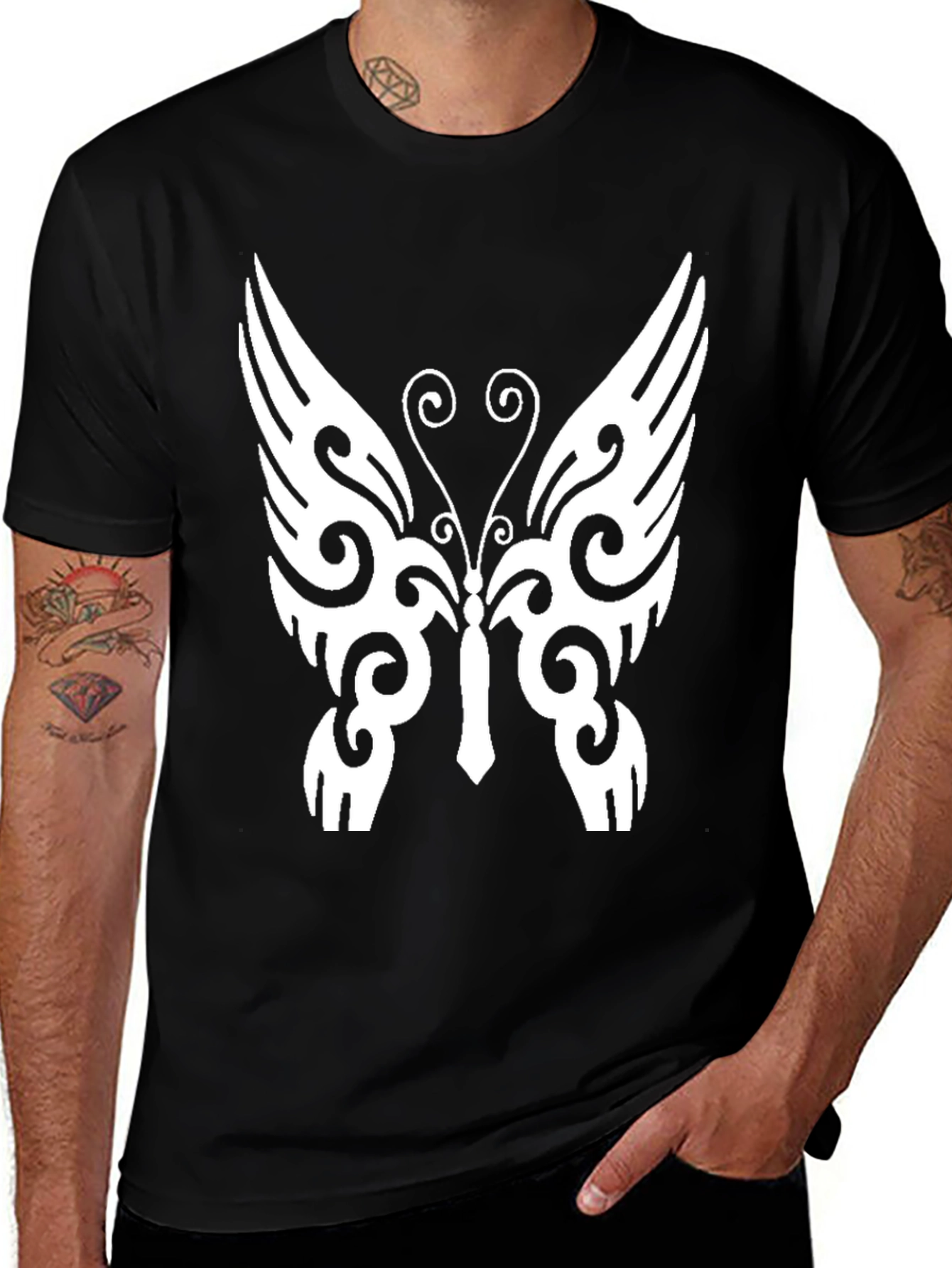 Butterfly Graphic Print T-Shirt - Stylish Casual Wear