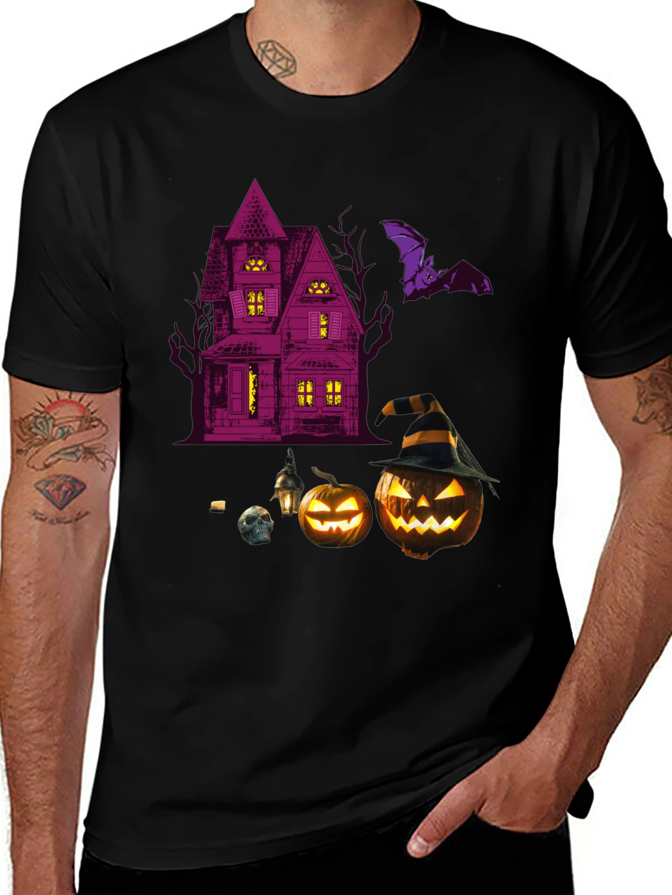 Spooky Halloween Graphic Tee - Haunted House & Pumpkins