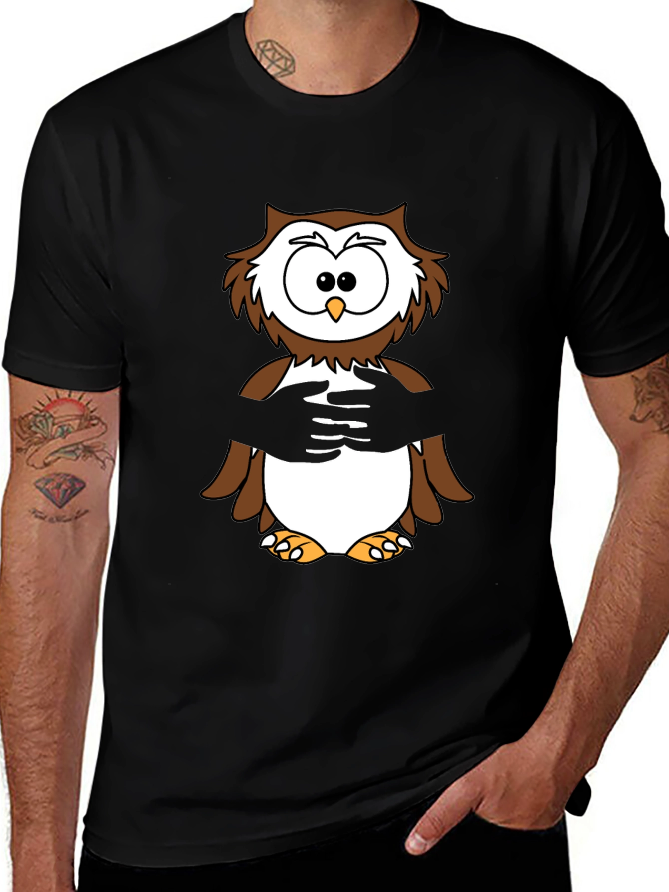 Variant 23 of Owl Hug T-Shirt -  Cozy & Fun Design