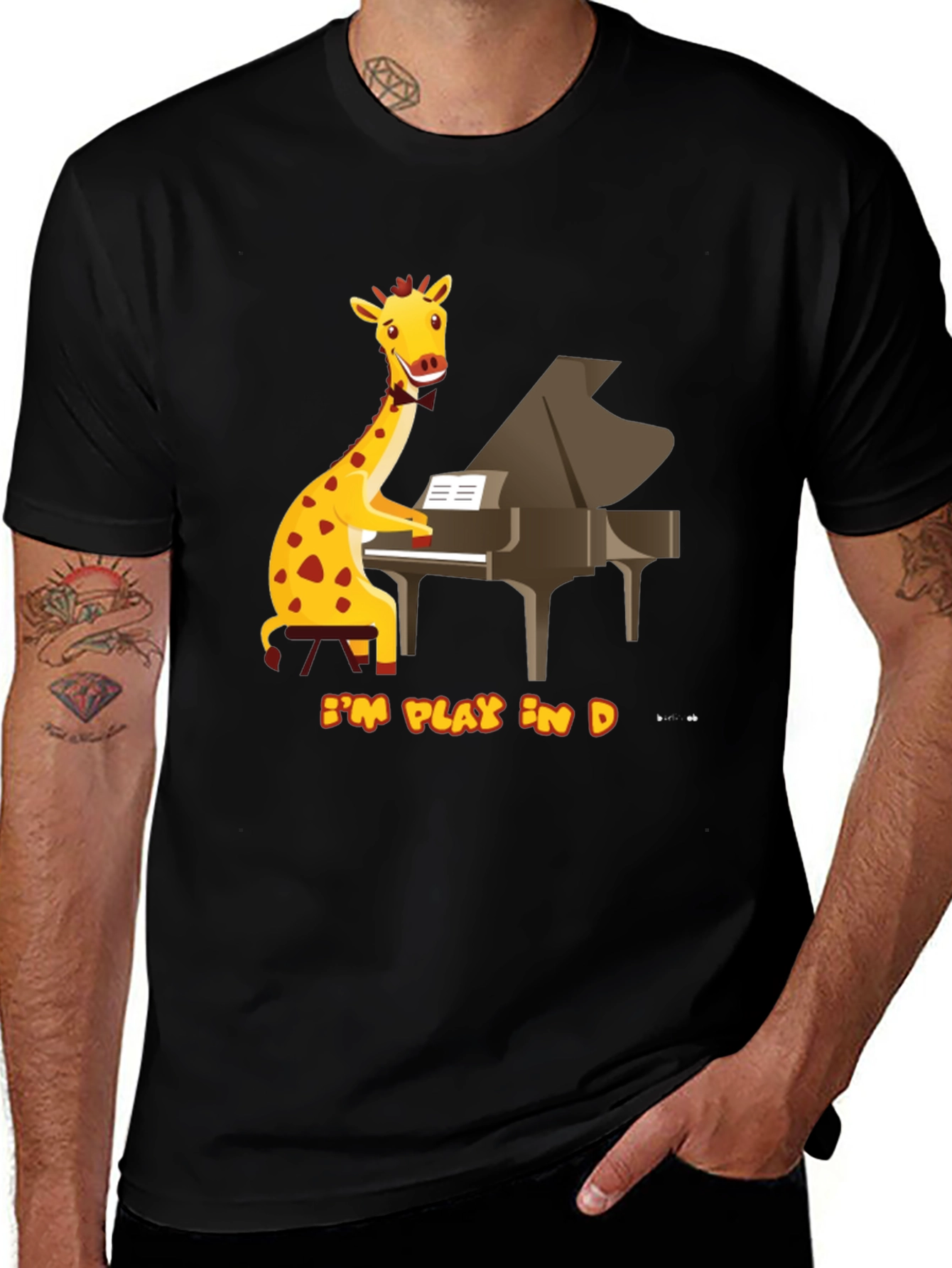 Variant 27 of Giraffe Playing Piano Men's Black T-Shirt