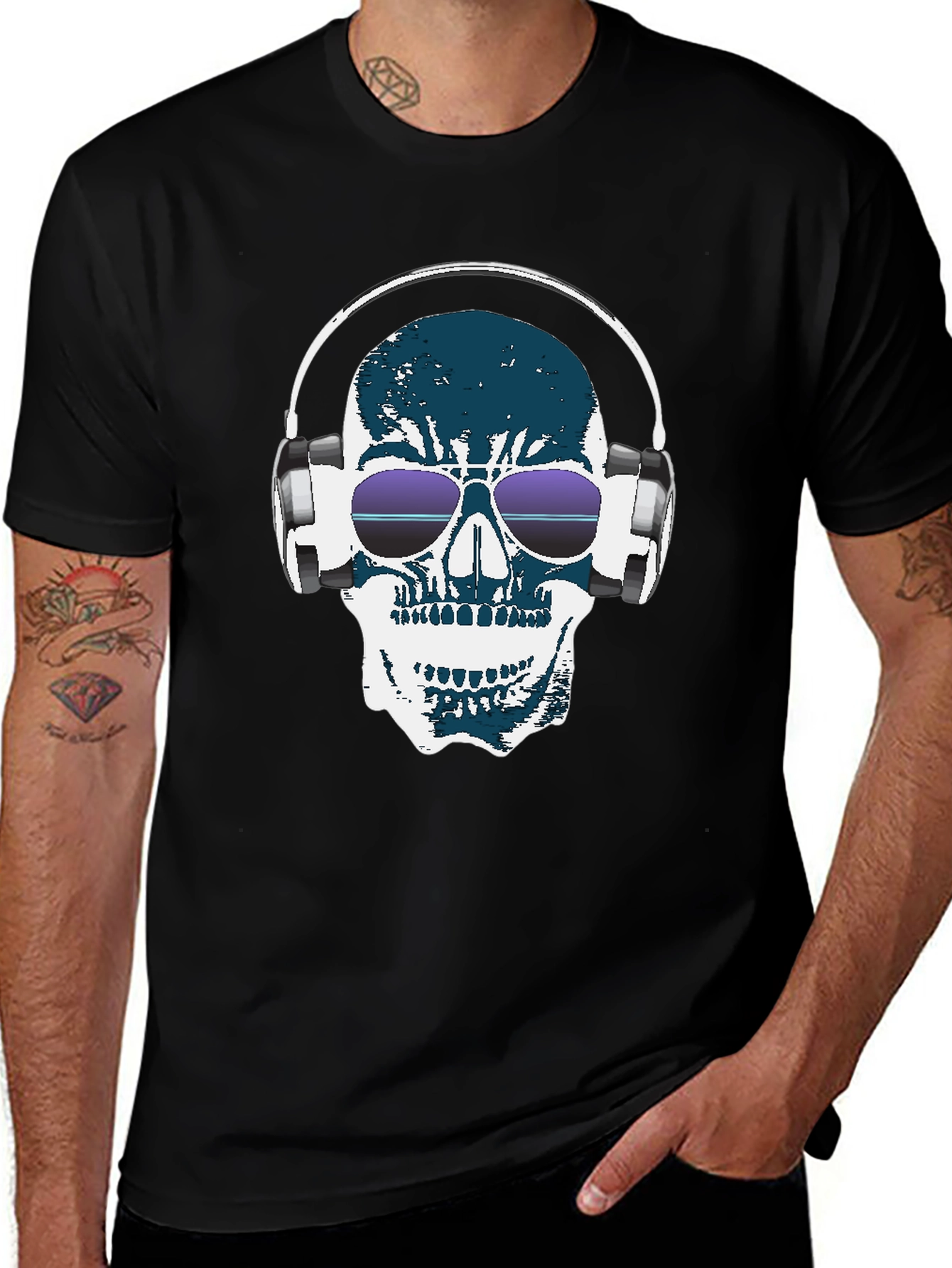 Variant 20 of Skull Headphones Graphic T-Shirt
