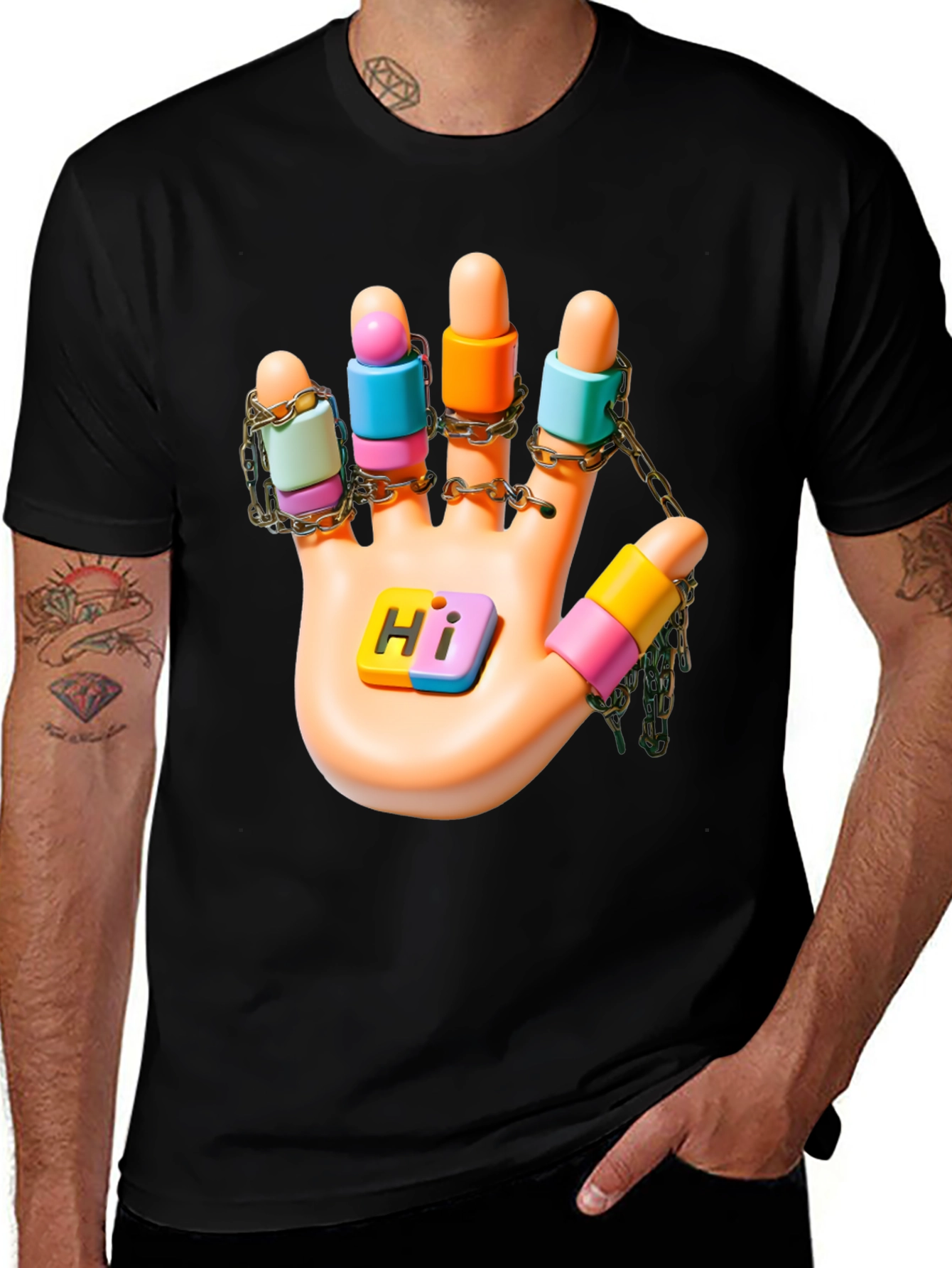 Camiseta Negra con Diseño de Mano Artística