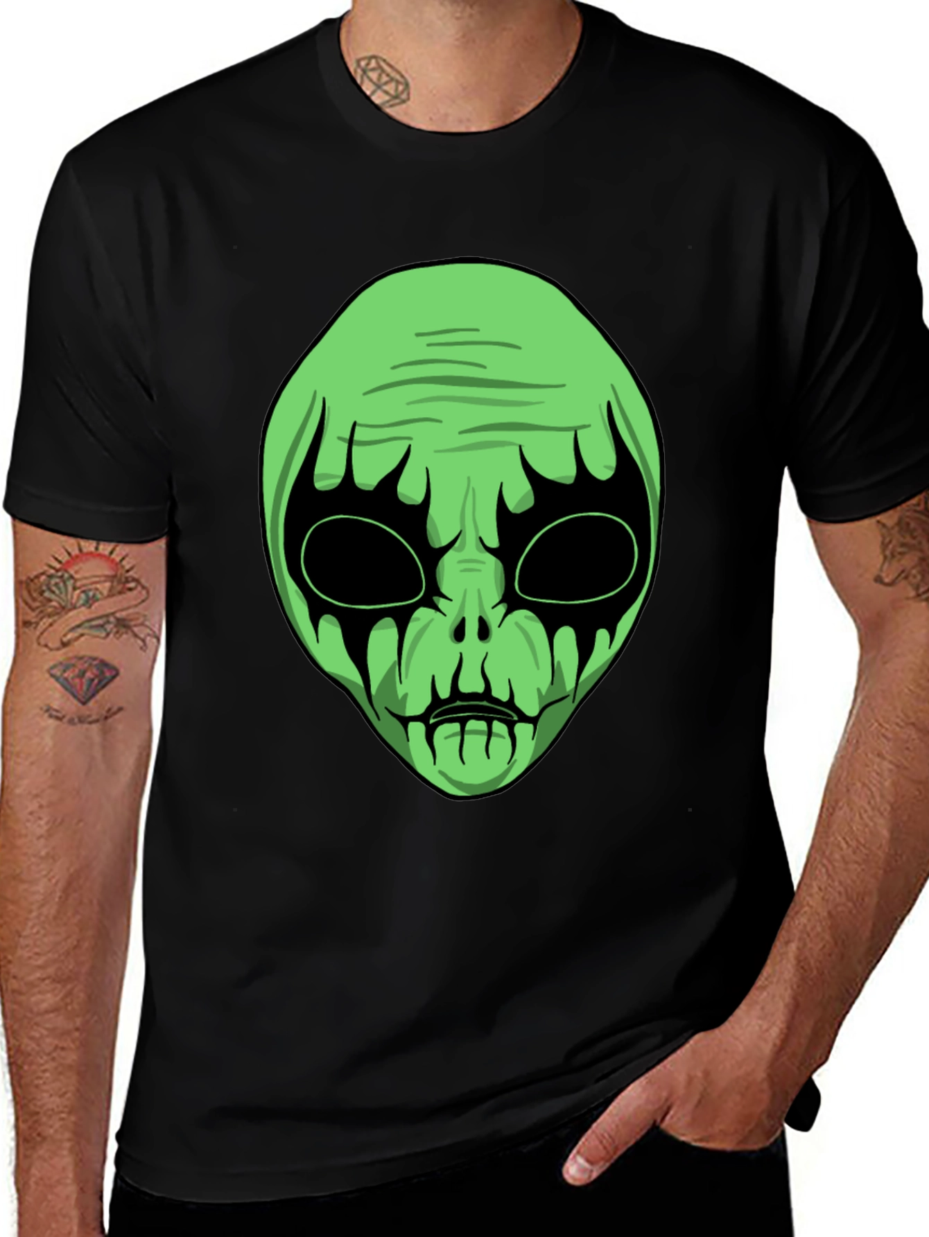 Variant 30 of Green Alien Graphic Black T-Shirt