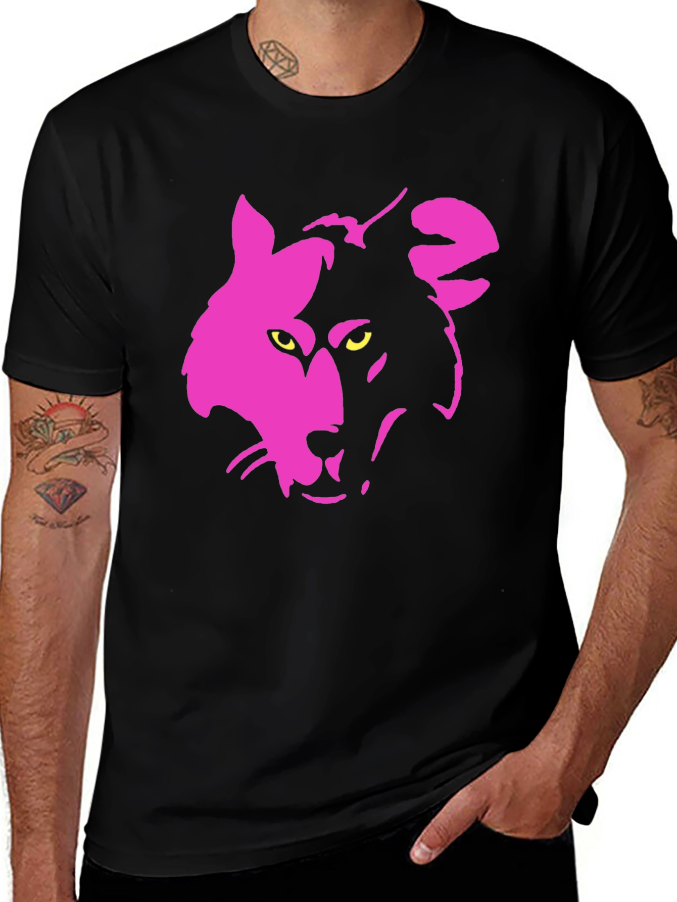Variant 27 of Two-Tone Wolf Graphic Tee - Stylish Casual Wear