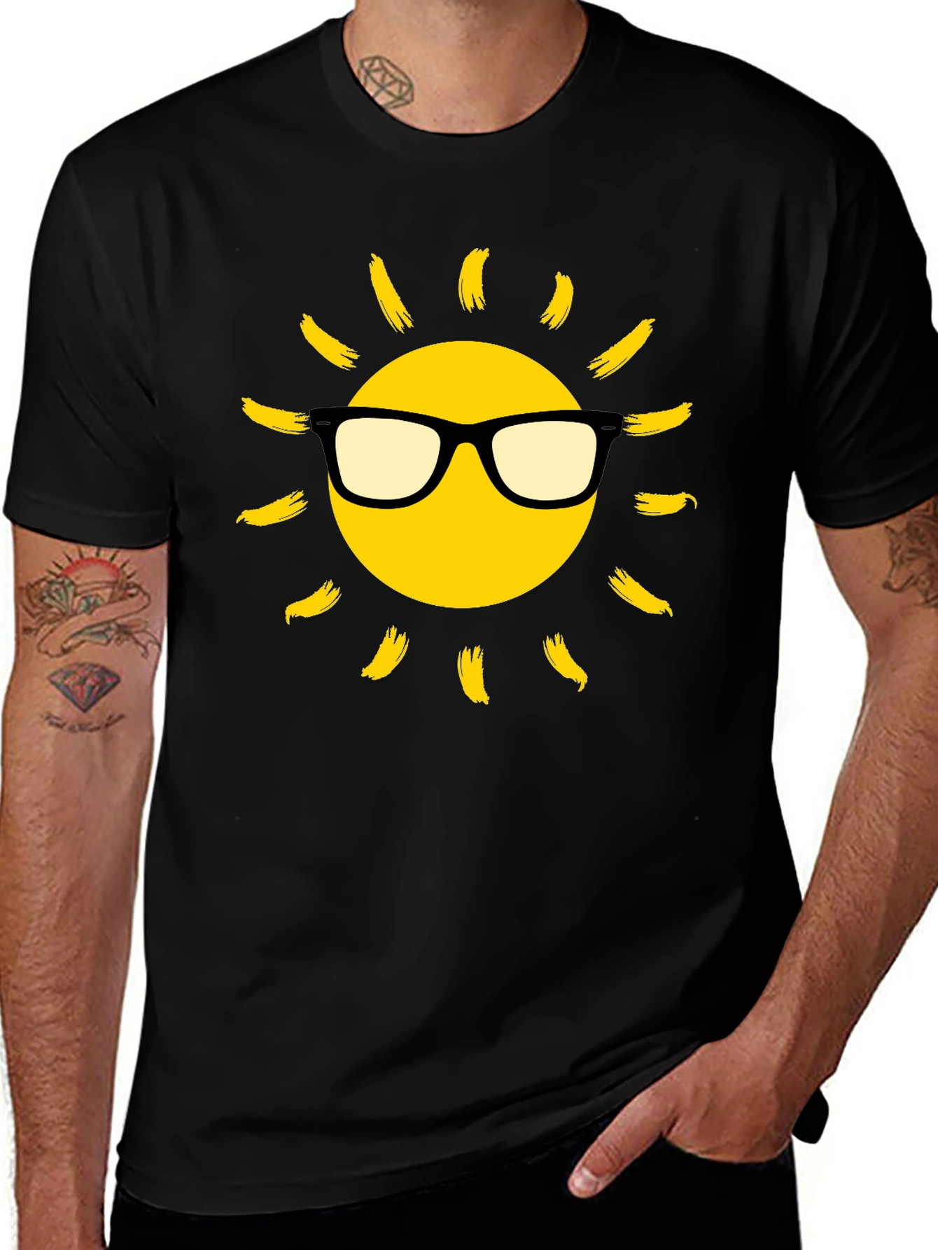 Variant 22 of Cool Sun Graphic T-Shirt - Black