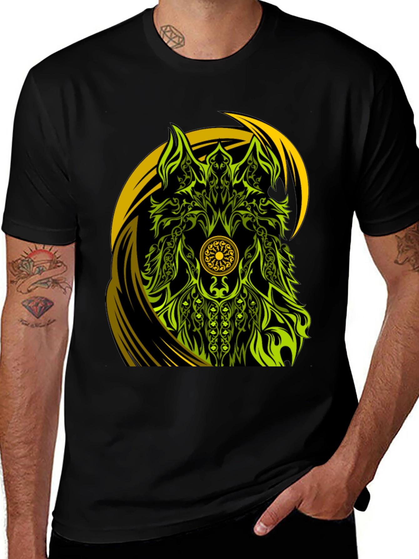 Variant 19 of Wolf Graphic Black T-Shirt