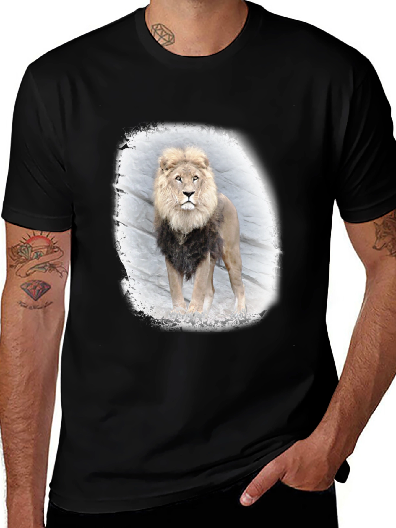 Variant 18 of Lion Graphic Print Black T-Shirt