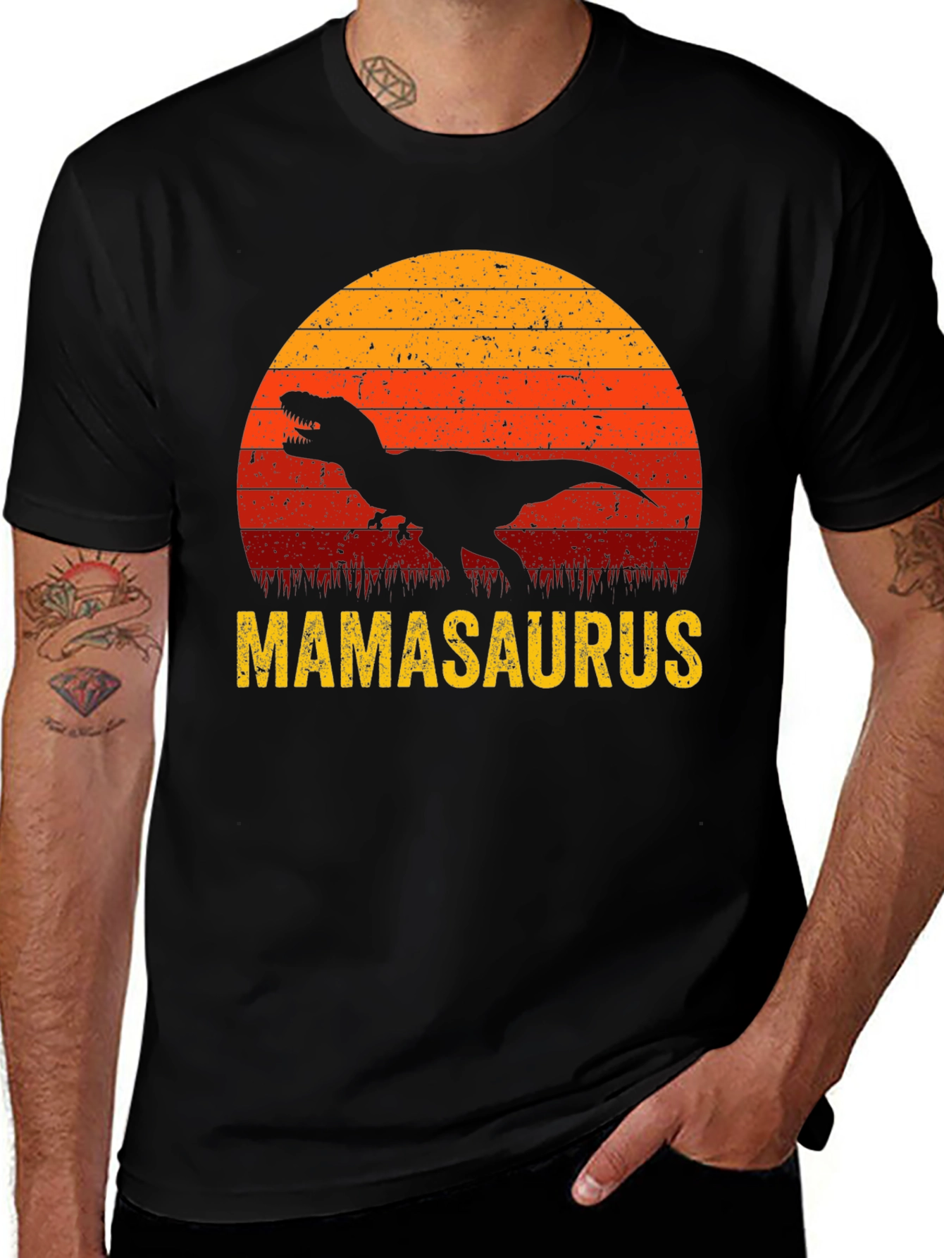 Mamasaurus T-Shirt: Retro Dino Graphic Tee