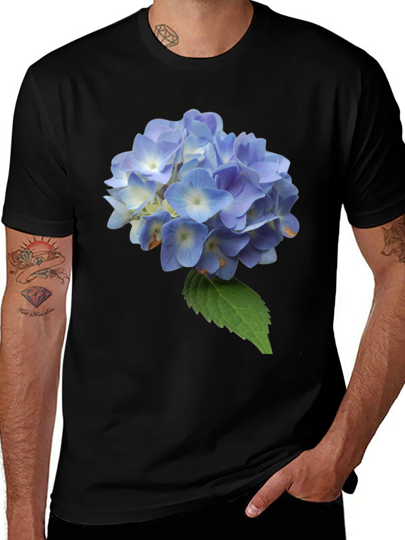 Hydrangea Bloom Graphic Tee - Black Casual Cotton T-Shirt