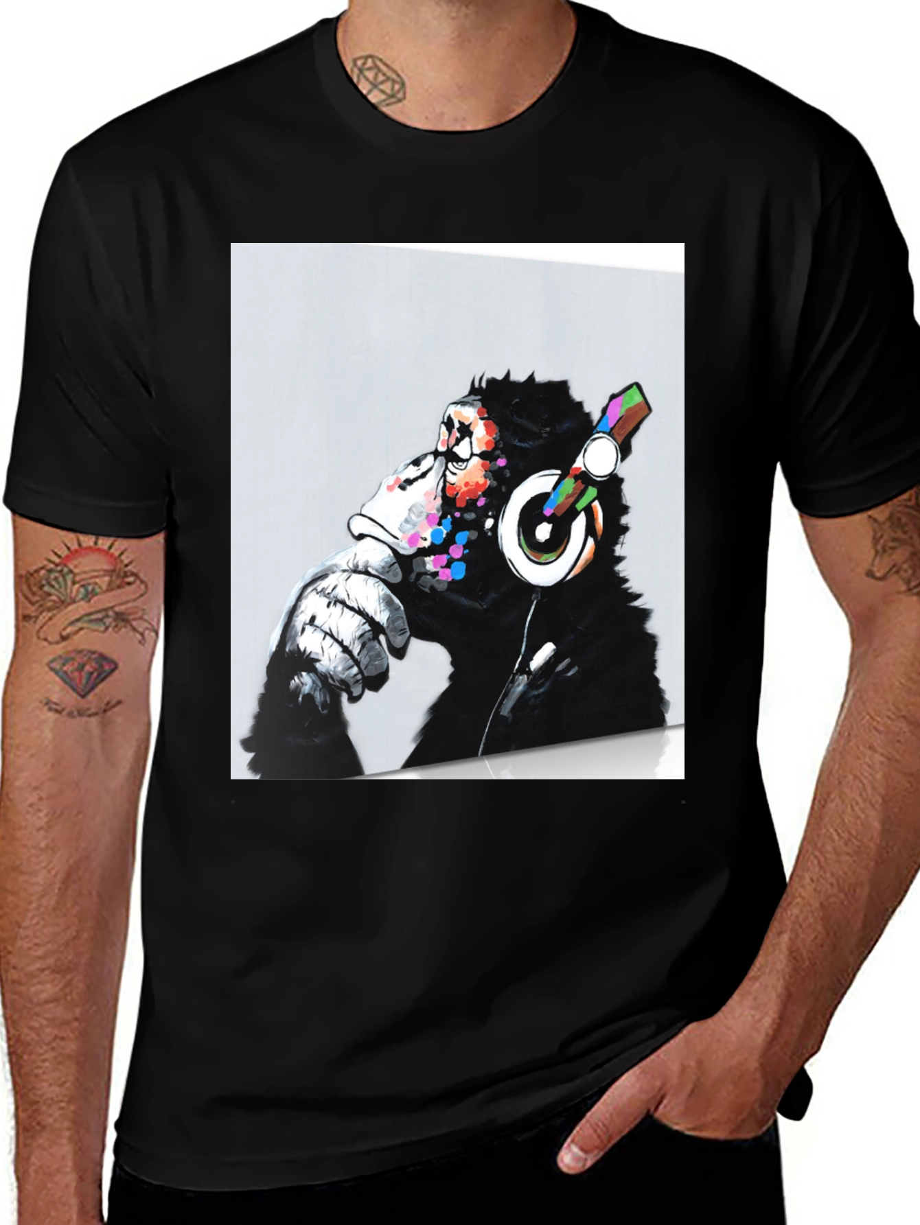 Variant 25 of DJ Monkey Graphic Print Black T-Shirt
