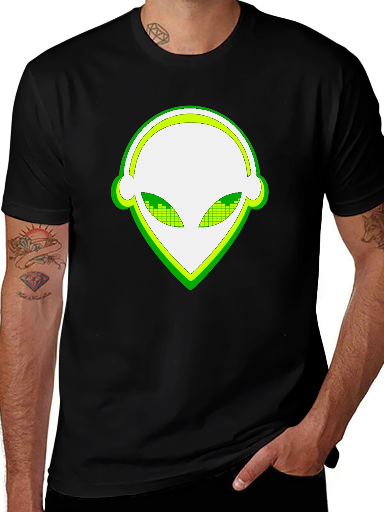 Variant 19 of Alien Head T-Shirt - Cool Graphic Tee