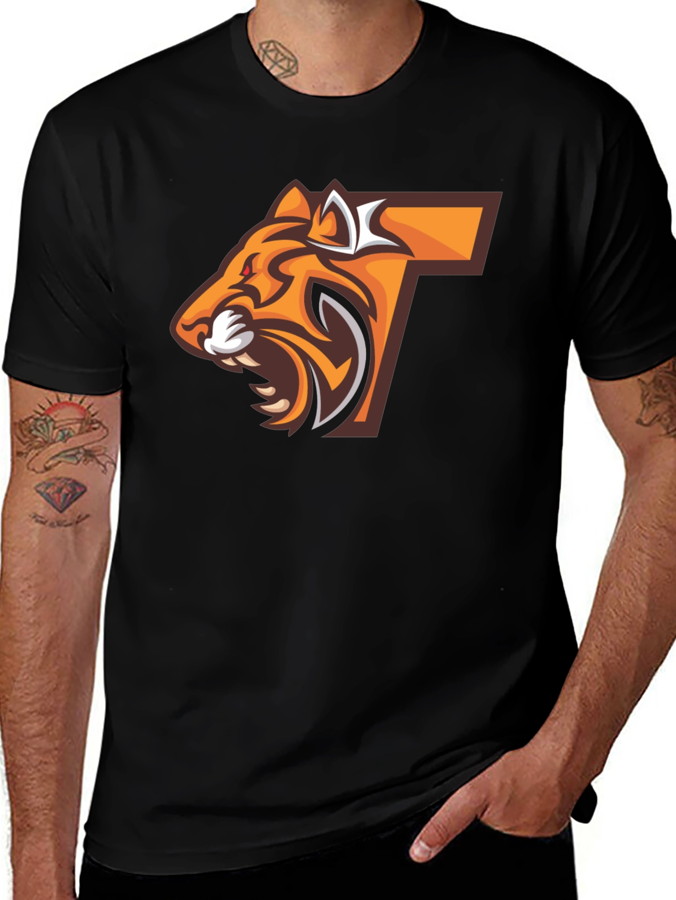 Variant 28 of Tiger Graphic Black T-Shirt