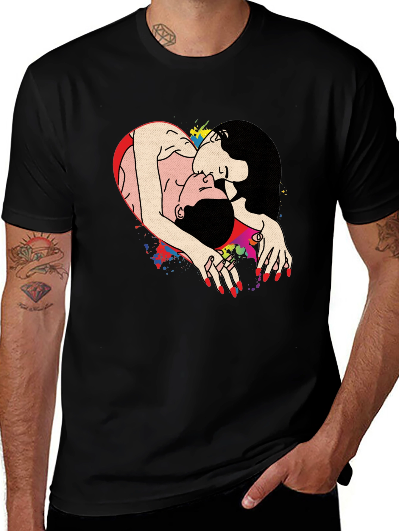 Variant 23 of Heart Kiss Graphic Print Black Tee