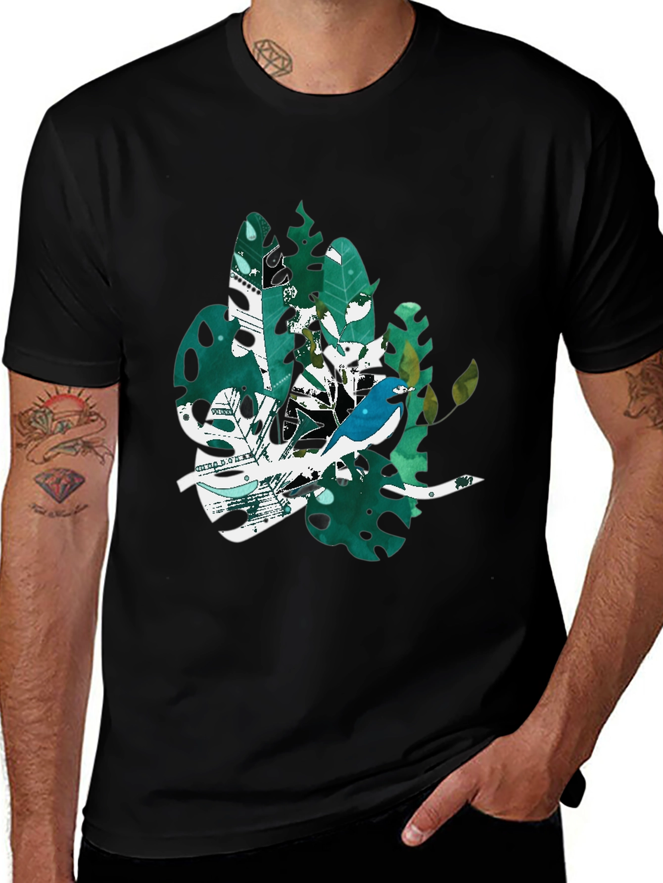 Variant 20 of Bird & Tropical Leaf Graphic Black T-Shirt