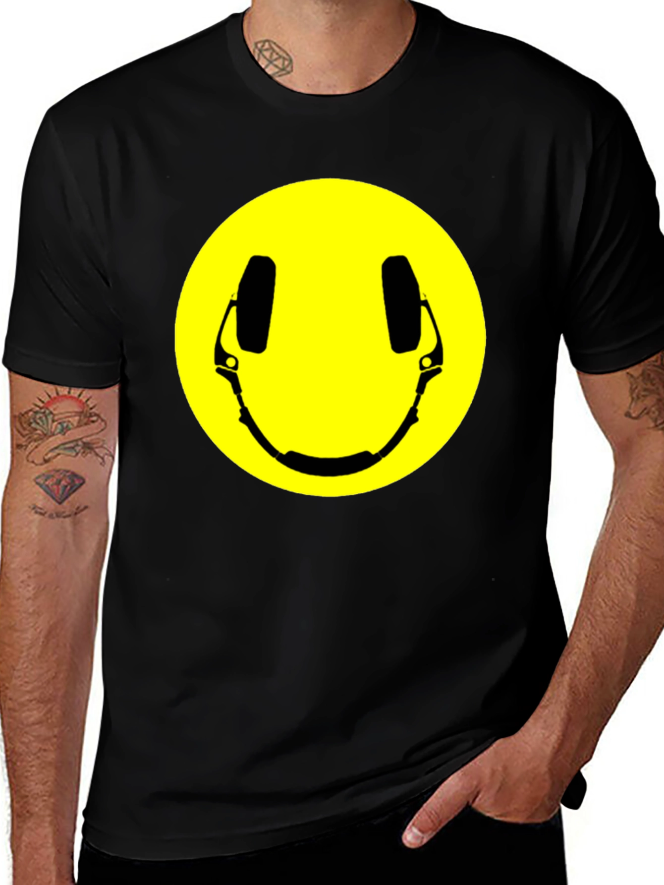Variant 6 of Headphone Smiley Face Graphic Black T-Shirt