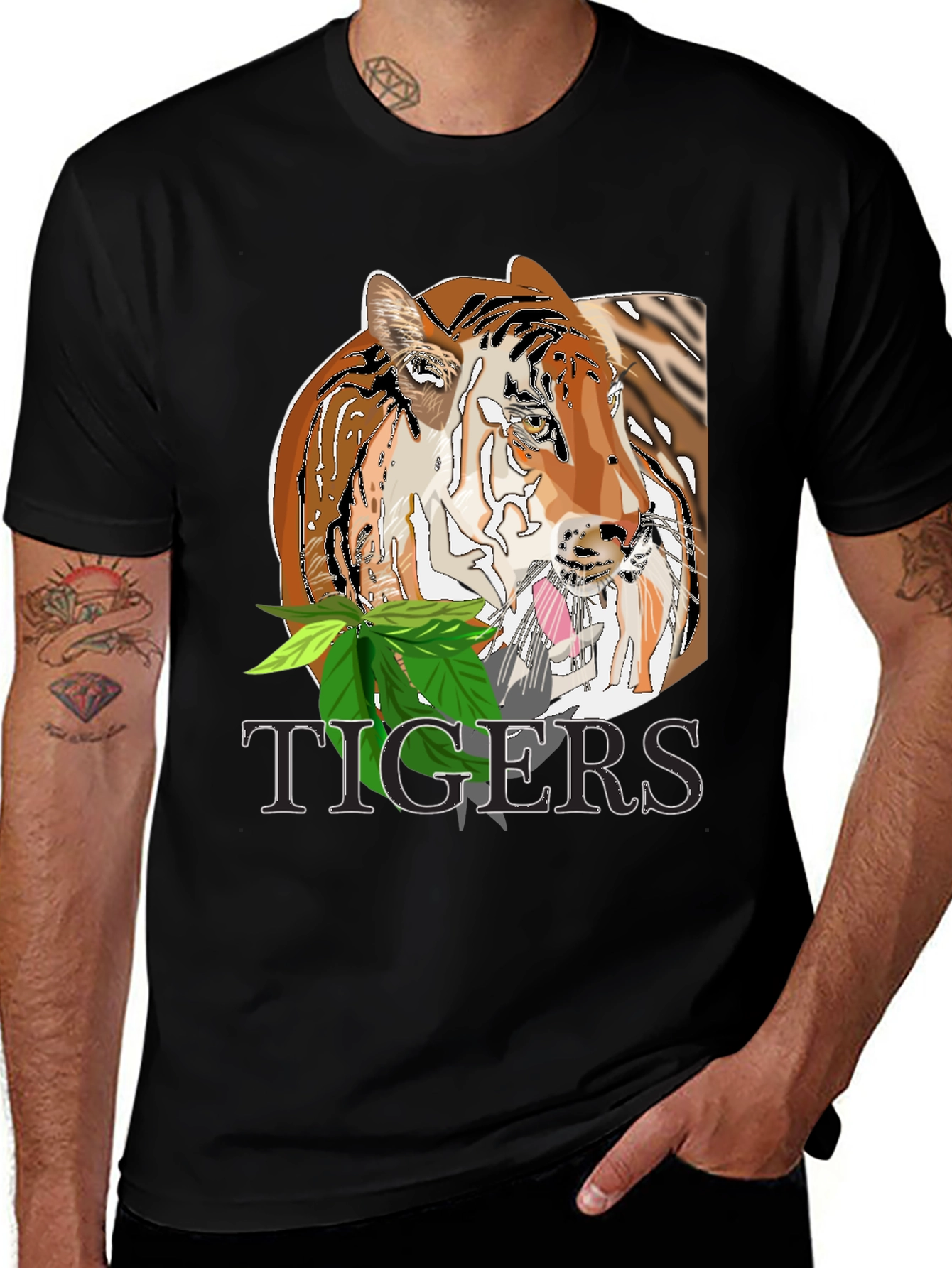 Variant 23 of Tiger Graphic Print Black T-Shirt