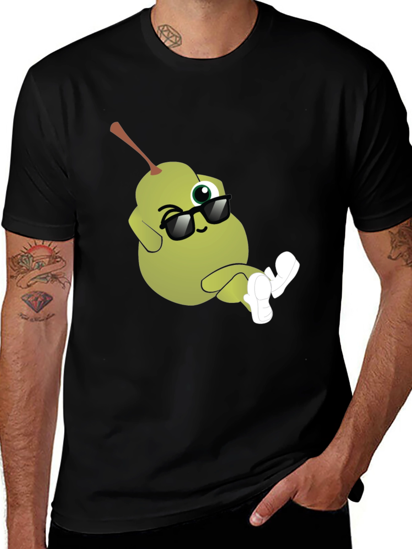 Variant 22 of Cool Pear Cartoon Graphic T-Shirt