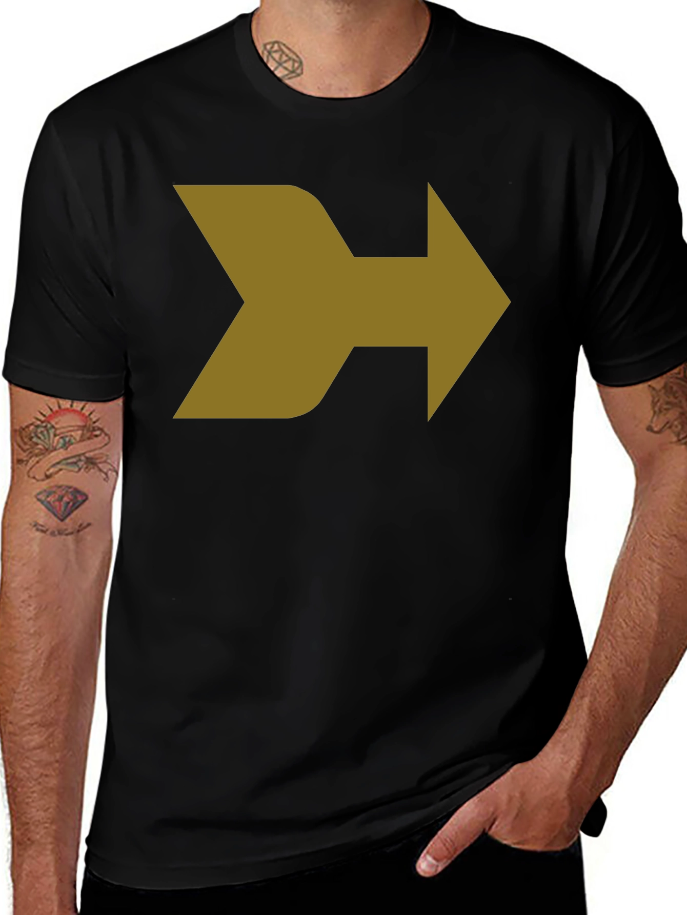 Variant 5 of Modern Arrow Graphic T-Shirt - Black