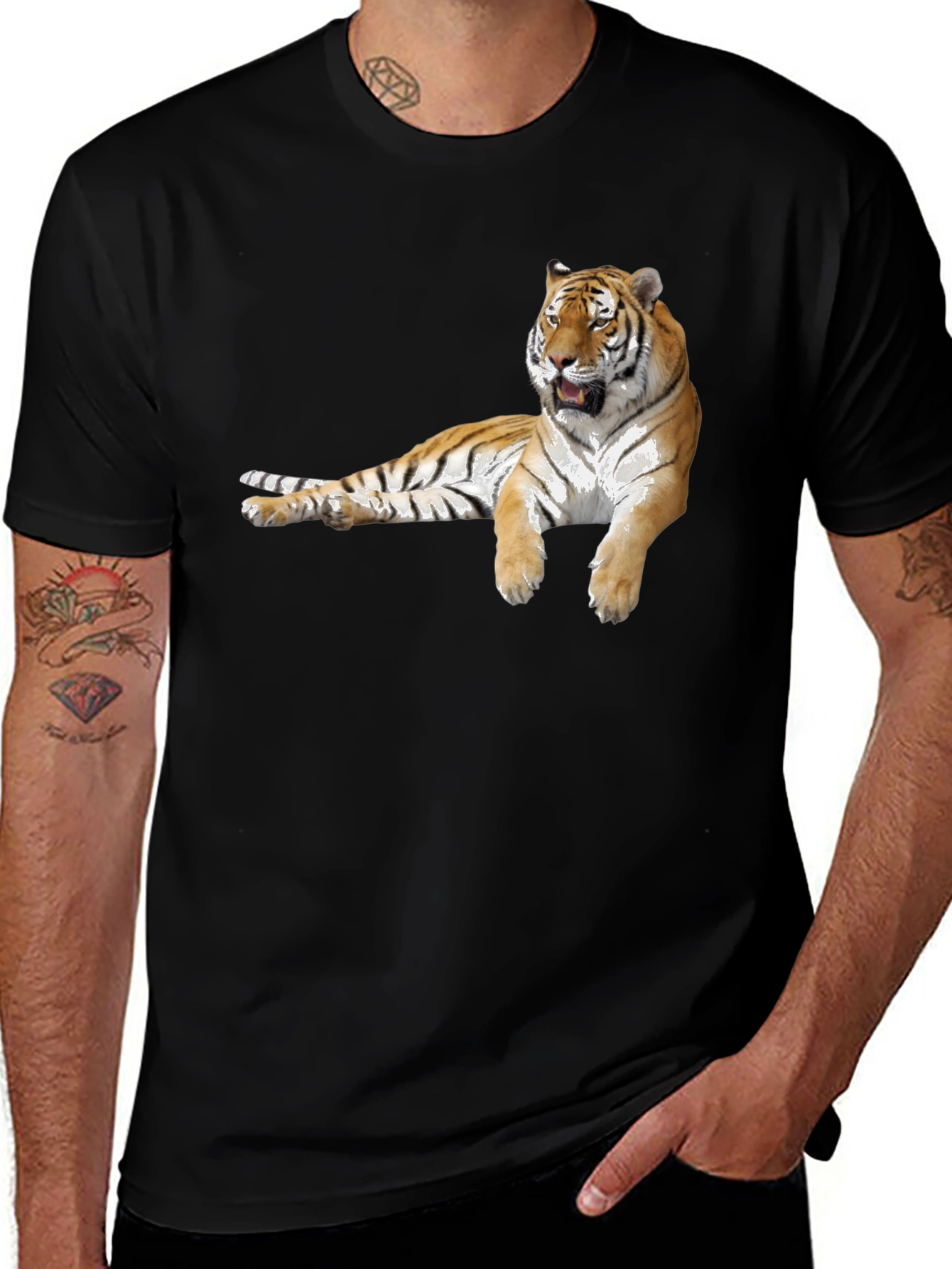 Variant 10 of Tiger Graphic Print Black T-Shirt