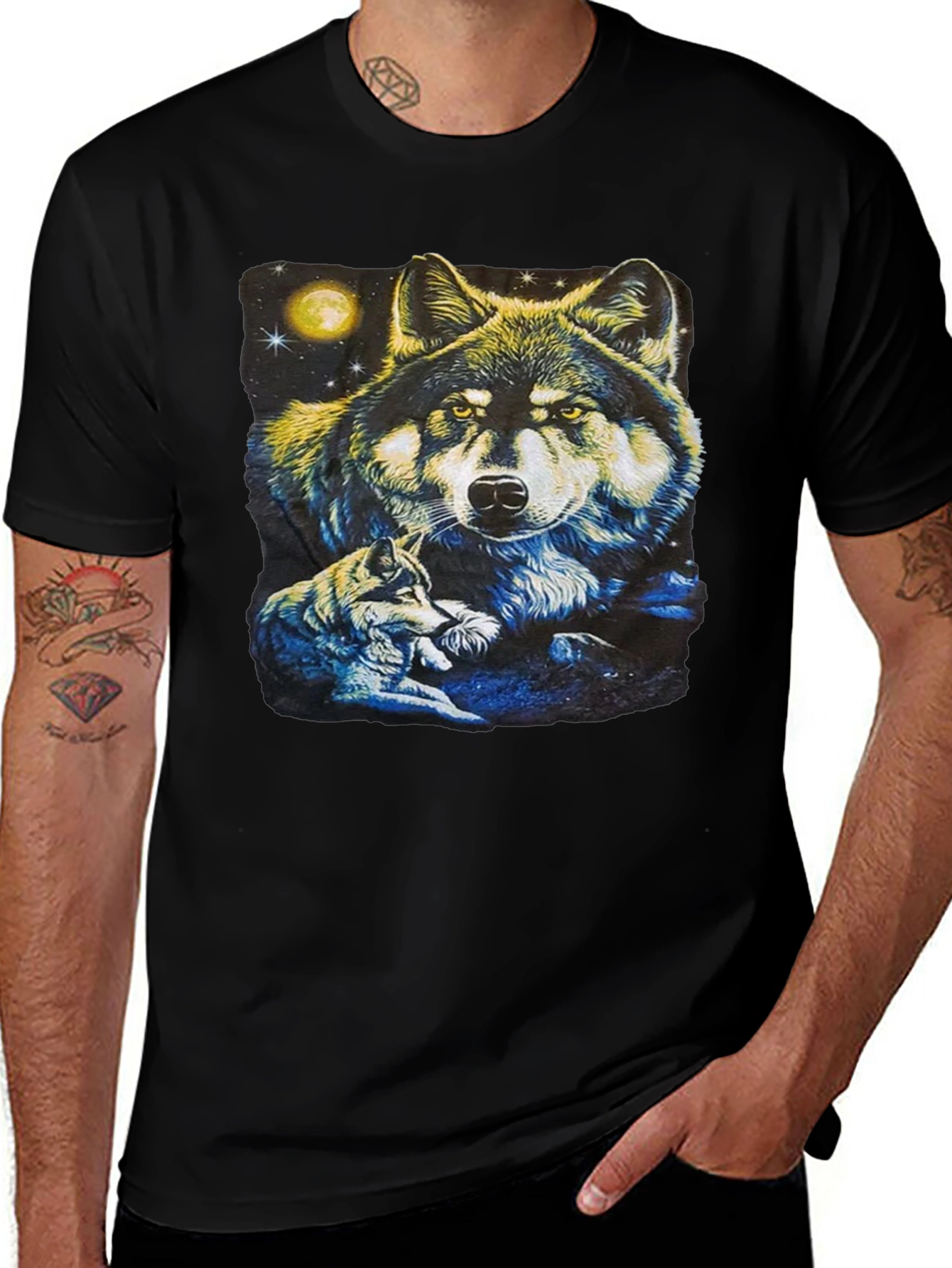 Variant 27 of Wolf Pack Graphic T-Shirt - Black