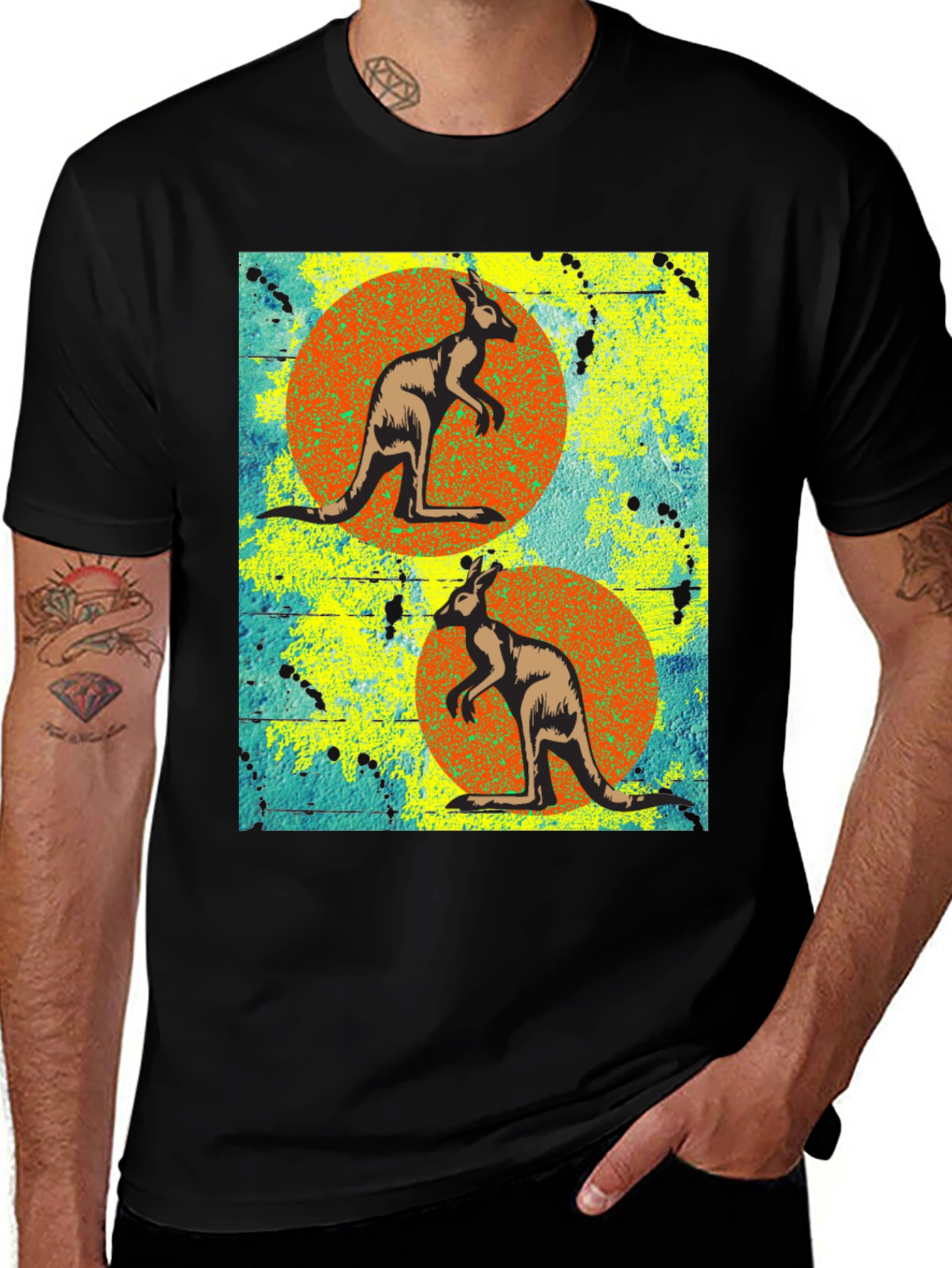 Variant 22 of Kangaroo Graphic Print Black T-Shirt