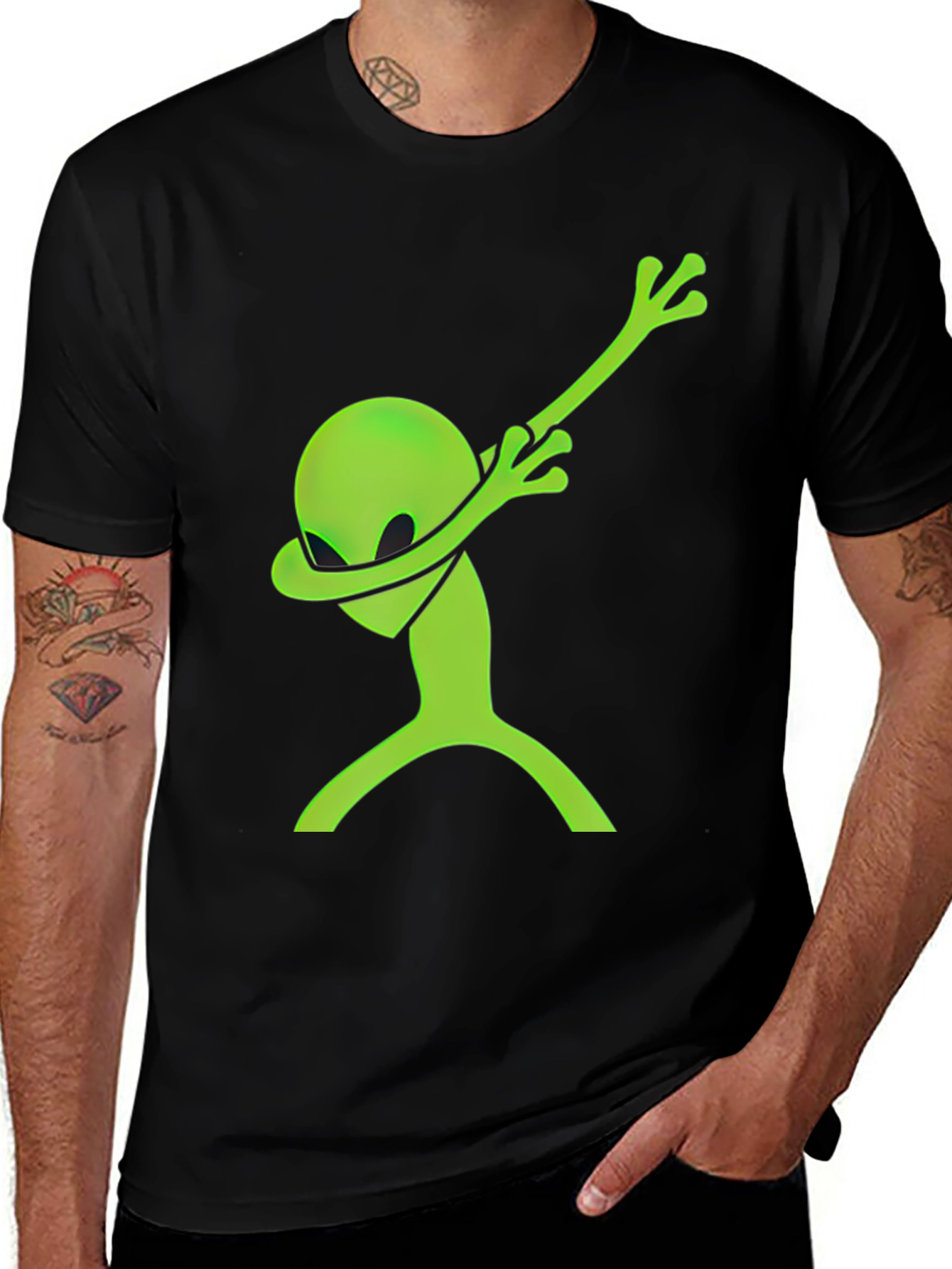 Variant 23 of Dabbing Alien Graphic T-Shirt - Trendy Casual Wear