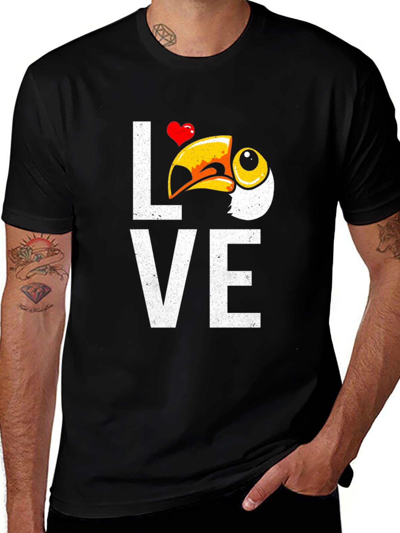 Variant 29 of Toucan Love Graphic T-Shirt