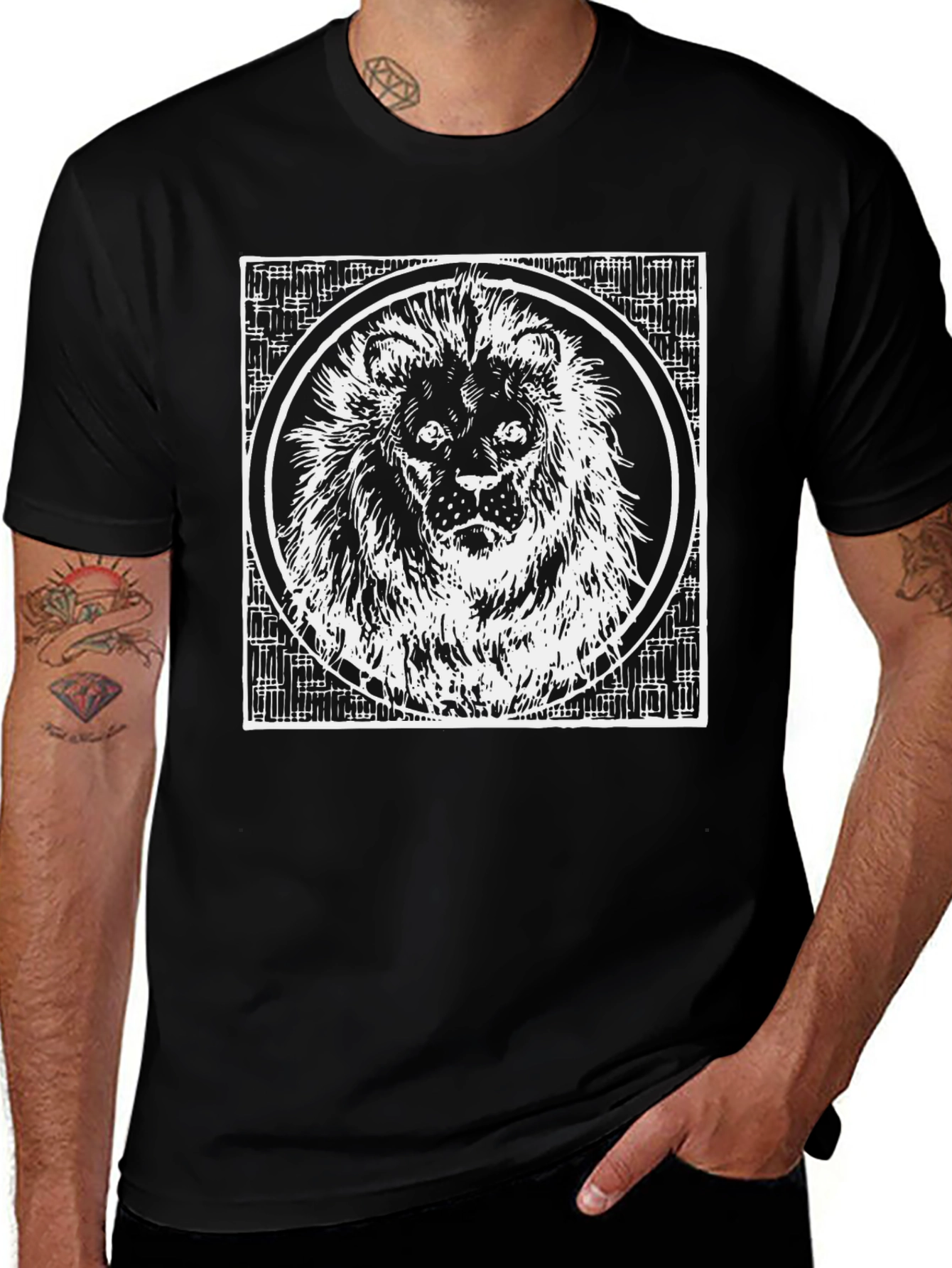 Variant 2 of Lion Graphic Print Black T-Shirt