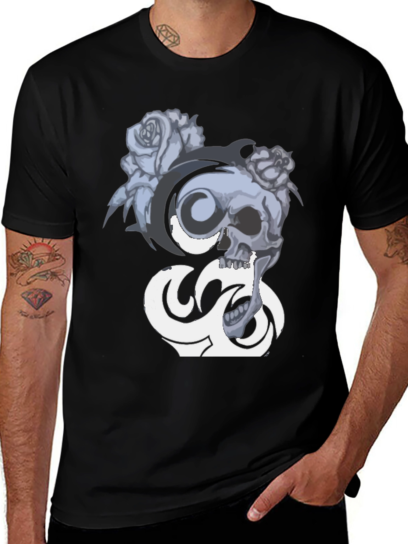 Skull & Roses Graphic Tee - Black