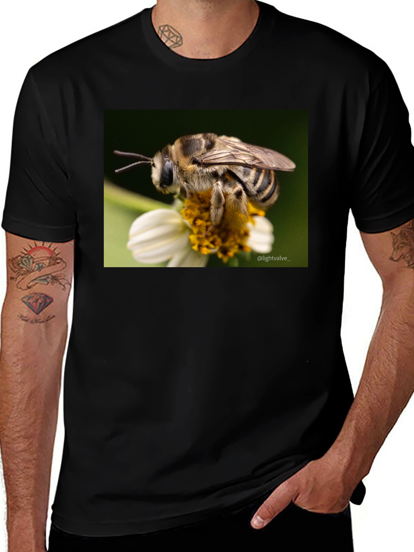 Variant 21 of Bee on Flower Graphic T-Shirt