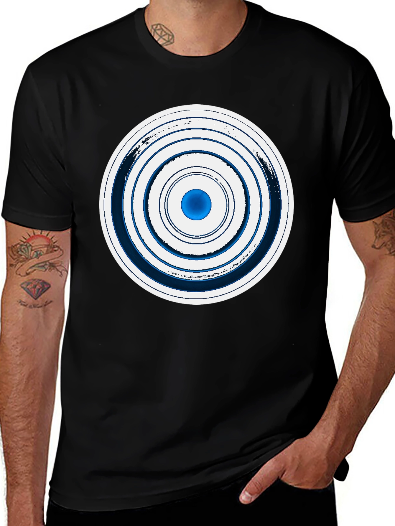 Geometric Circle Graphic Tee - Stylish Men's Black T-Shirt
