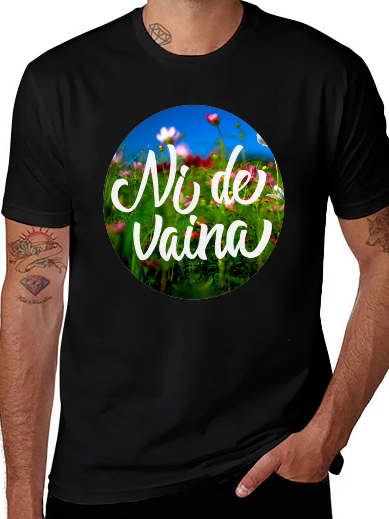 Variant 25 of Ni de Vaina Graphic Print Black T-Shirt