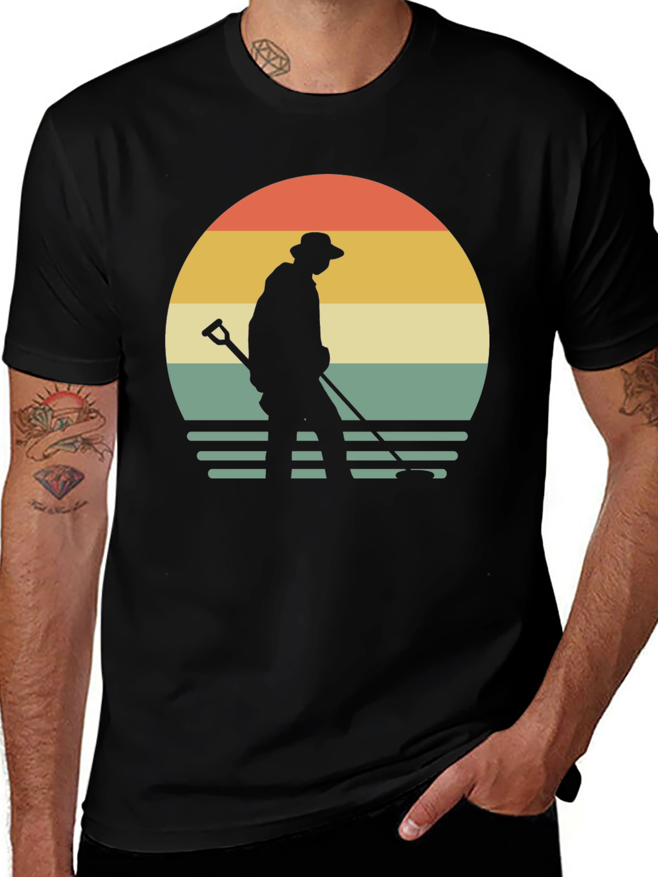 Variant 22 of Vintage Metal Detecting T-Shirt