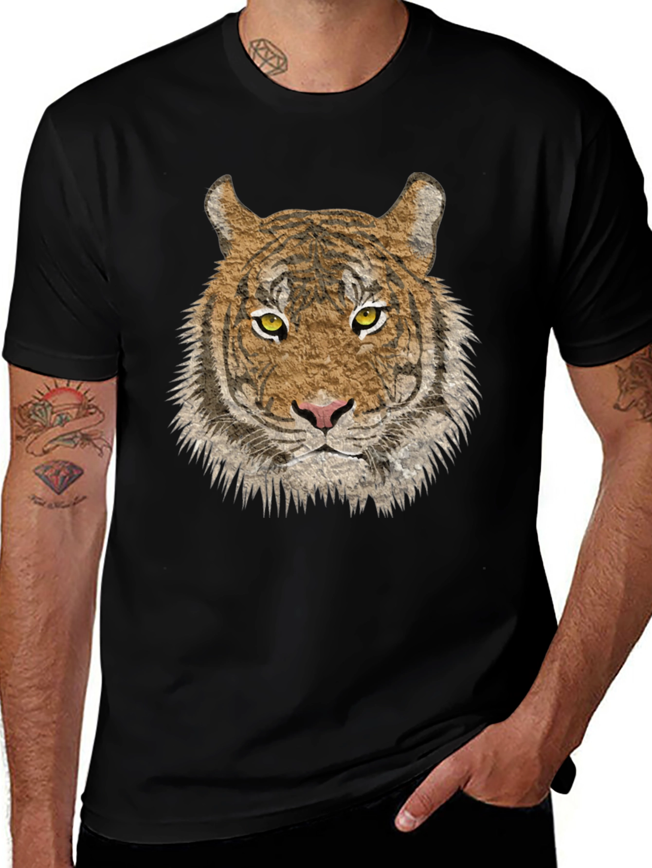 Variant 26 of Tiger Graphic Black T-Shirt