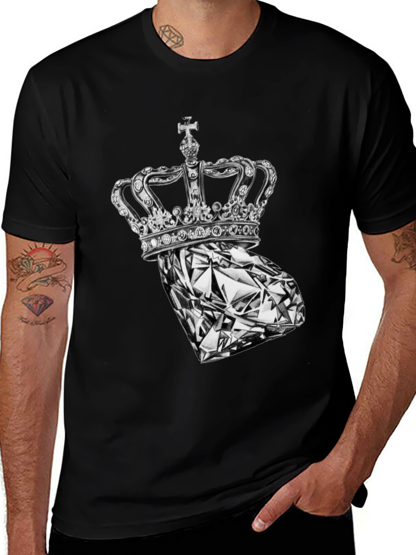 Crown Diamond Graphic Tee - Stylish Black T-Shirt