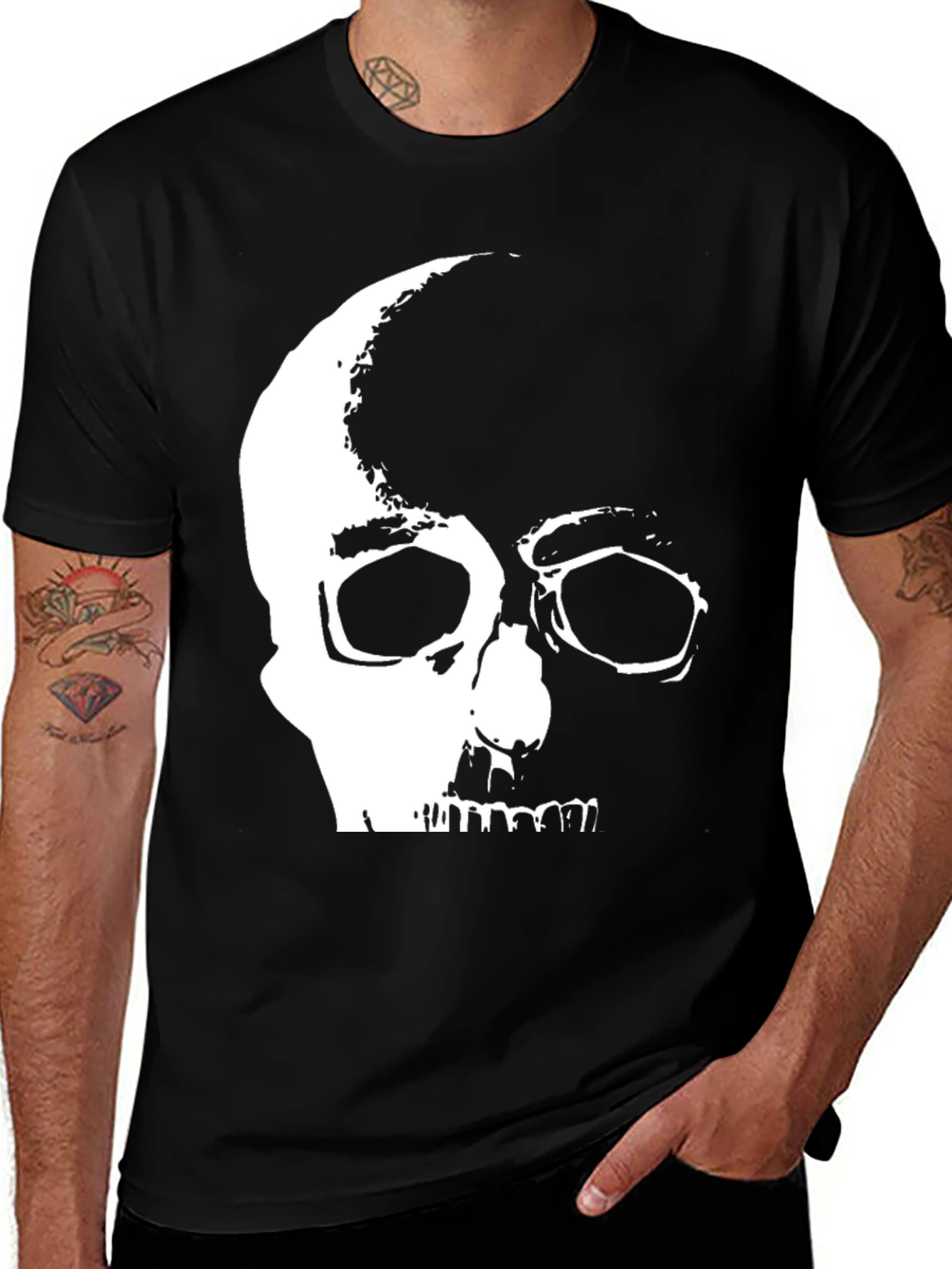 Variant 18 of Skull Graphic Print Black T-Shirt