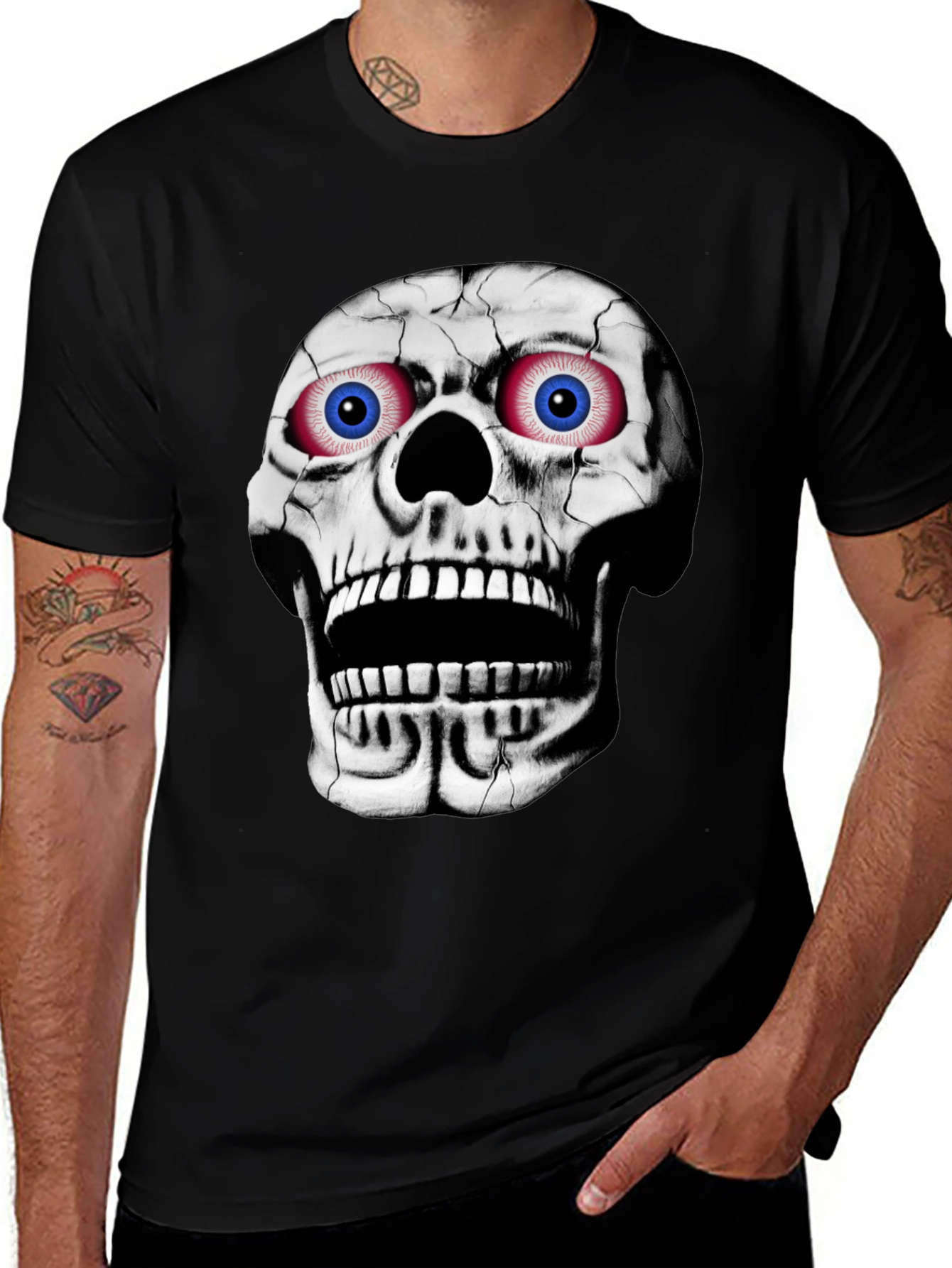Black Skull Graphic T-Shirt - Bold Halloween Style main image