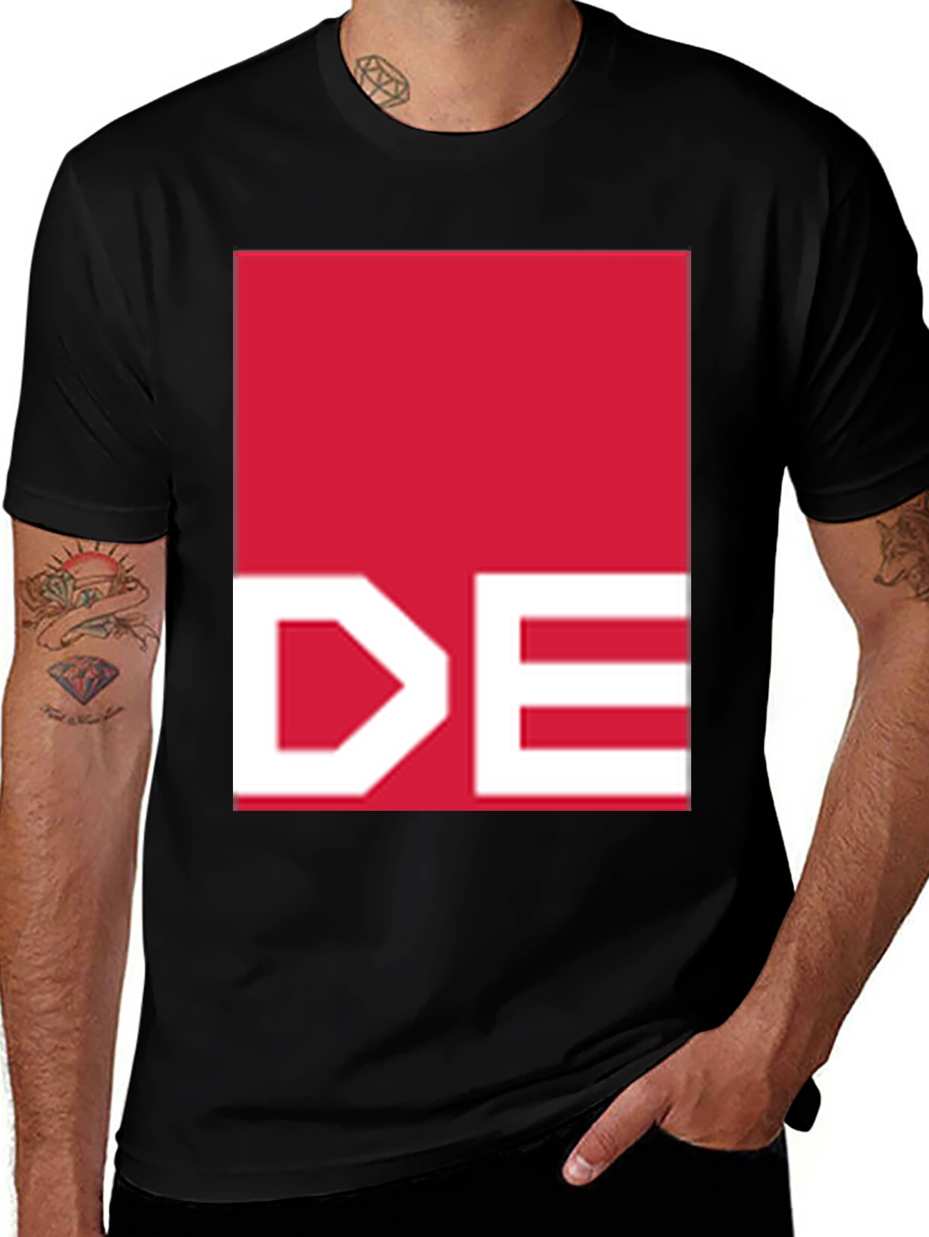 Variant 14 of DE Red Block Graphic Black T-Shirt