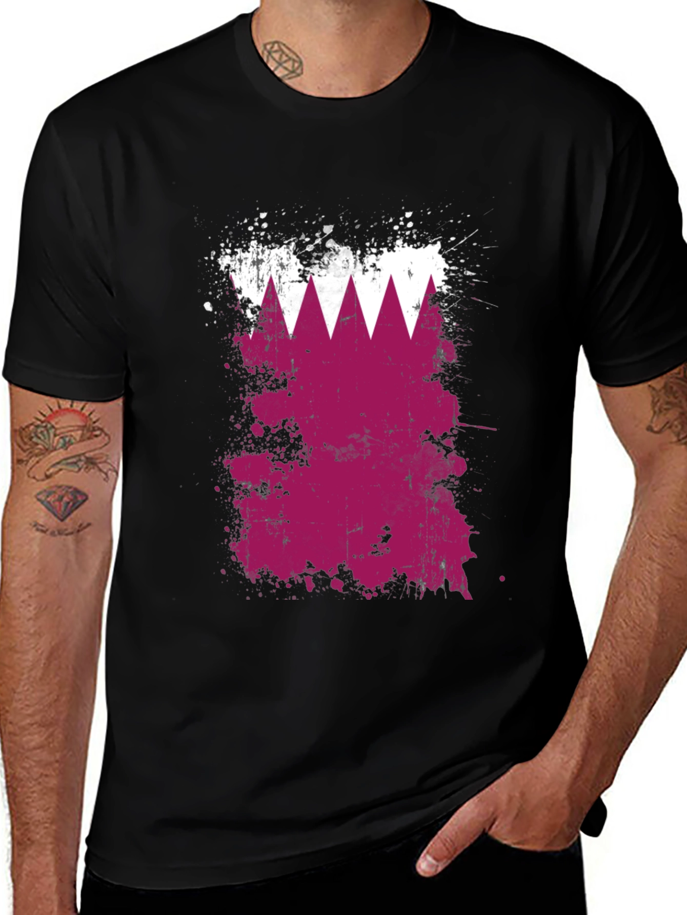 Qatar Flag Splatter T-Shirt - Black