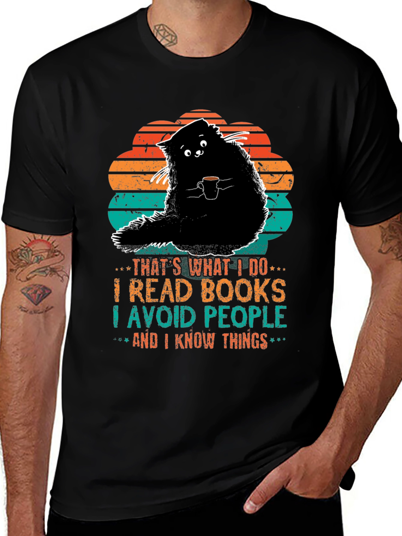 Variant 23 of Cat Lover T-Shirt: I Read Books & Know Things