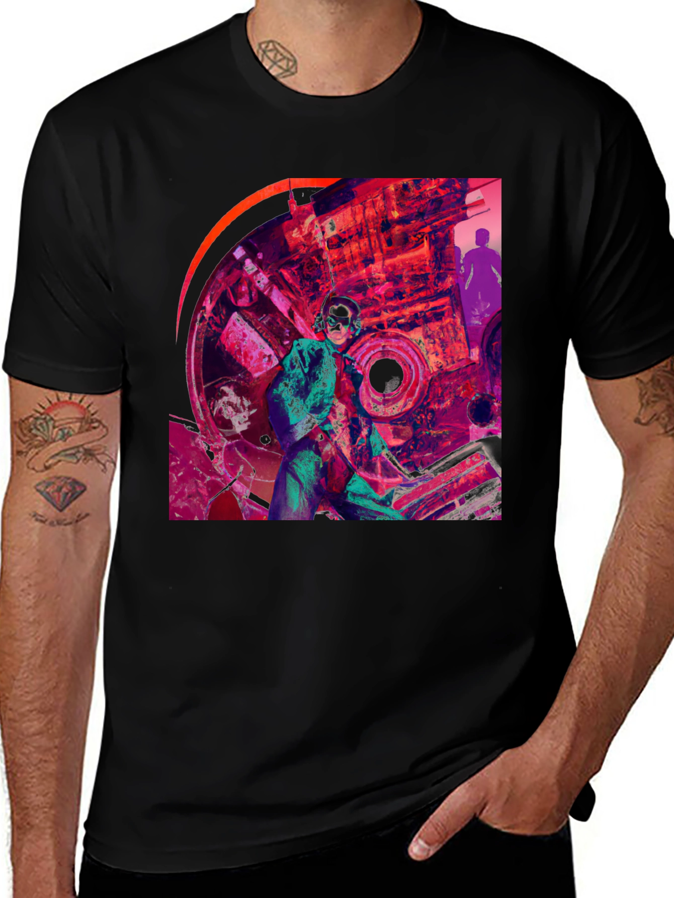 Variant 24 of Abstract Graphic Print Black T-Shirt