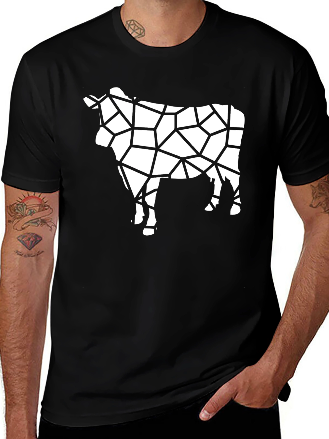 Variant 26 of Geometric Cow Print Black T-Shirt