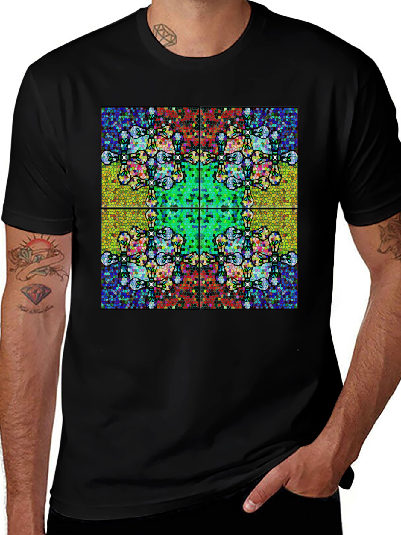 Variant 24 of Kaleidoscope Lightbulb Pattern Tee