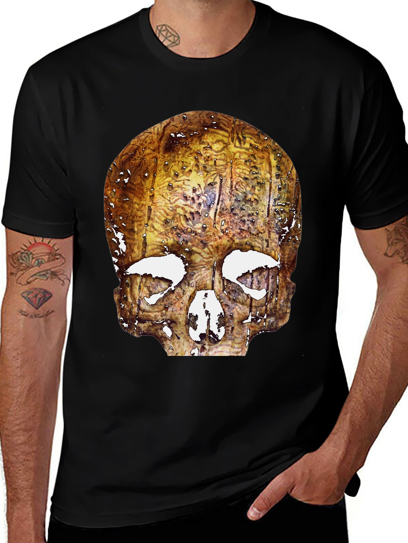 Distressed Skull Graphic Tee - Men's Black T-Shirt