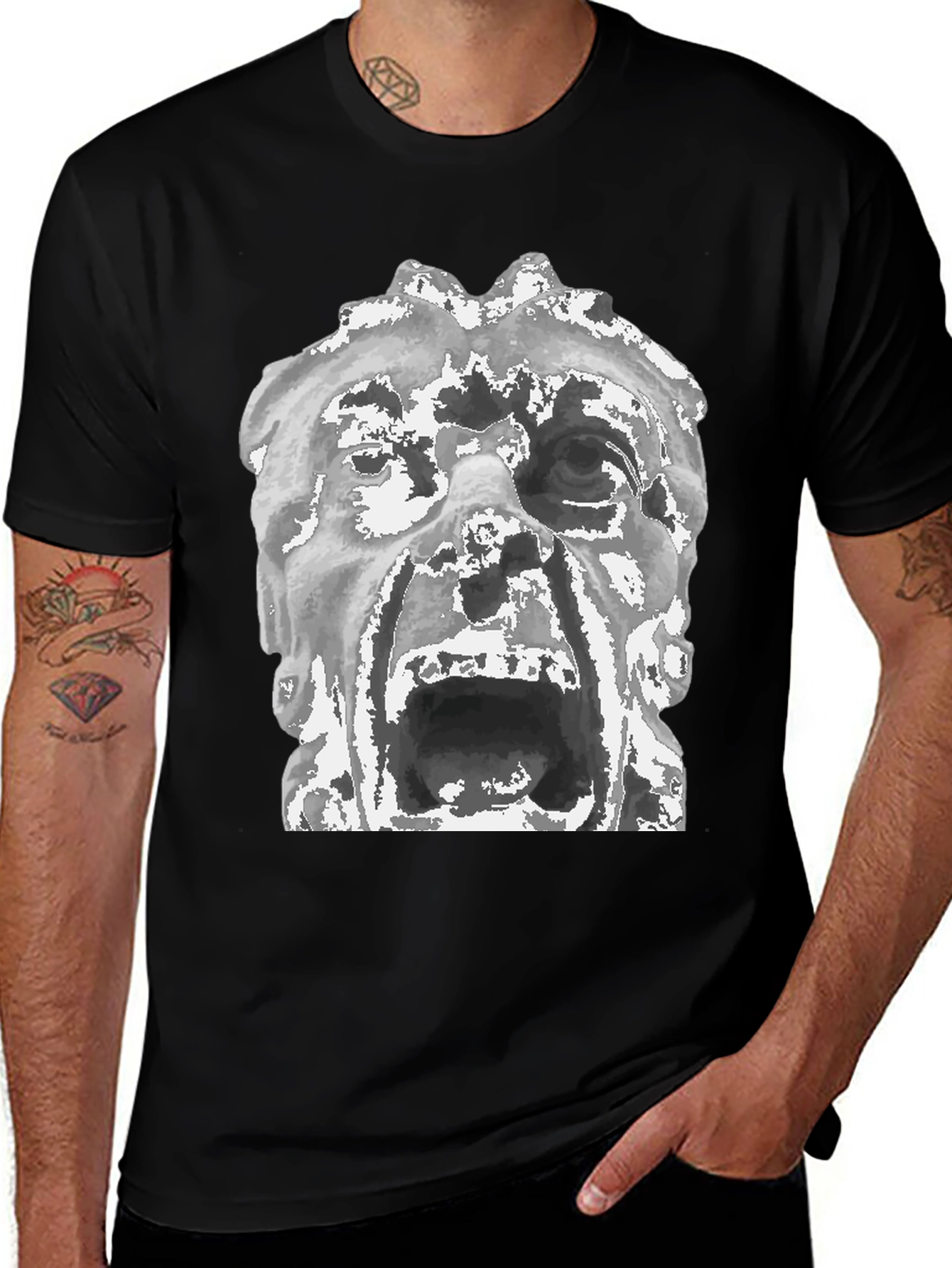 Variant 18 of Sculpted Scream Graphic Tee