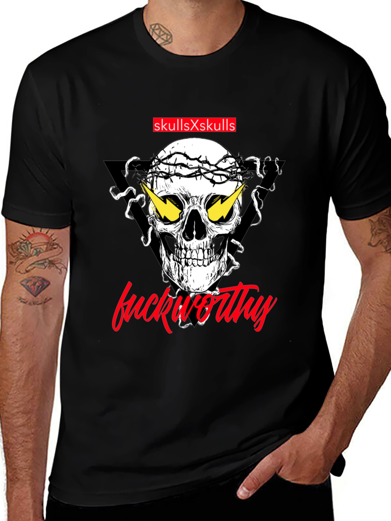 Variant 24 of Skull Graphic T-Shirt