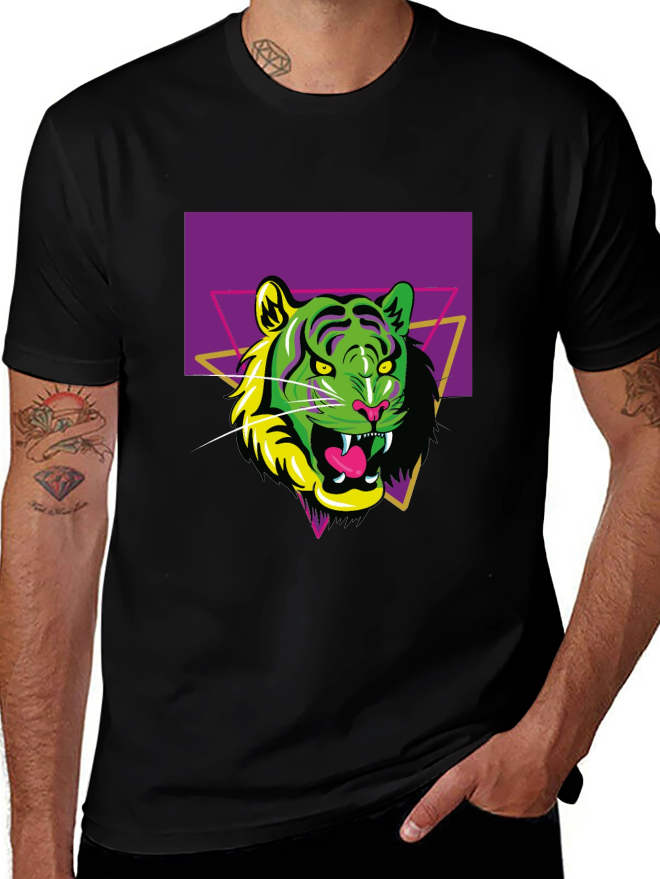 Variant 2 of Retro Tiger Graphic Tee - Men's Black T-Shirt