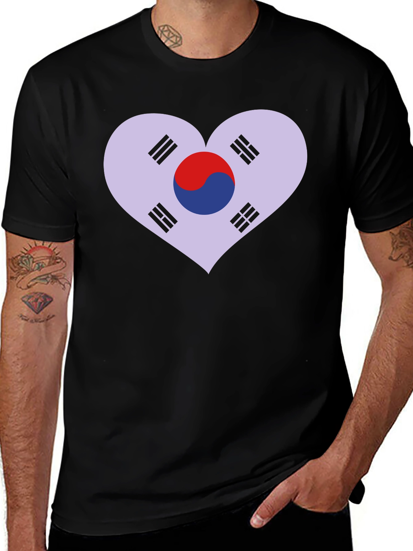 South Korea Flag Heart Graphic Tee - Black T-Shirt