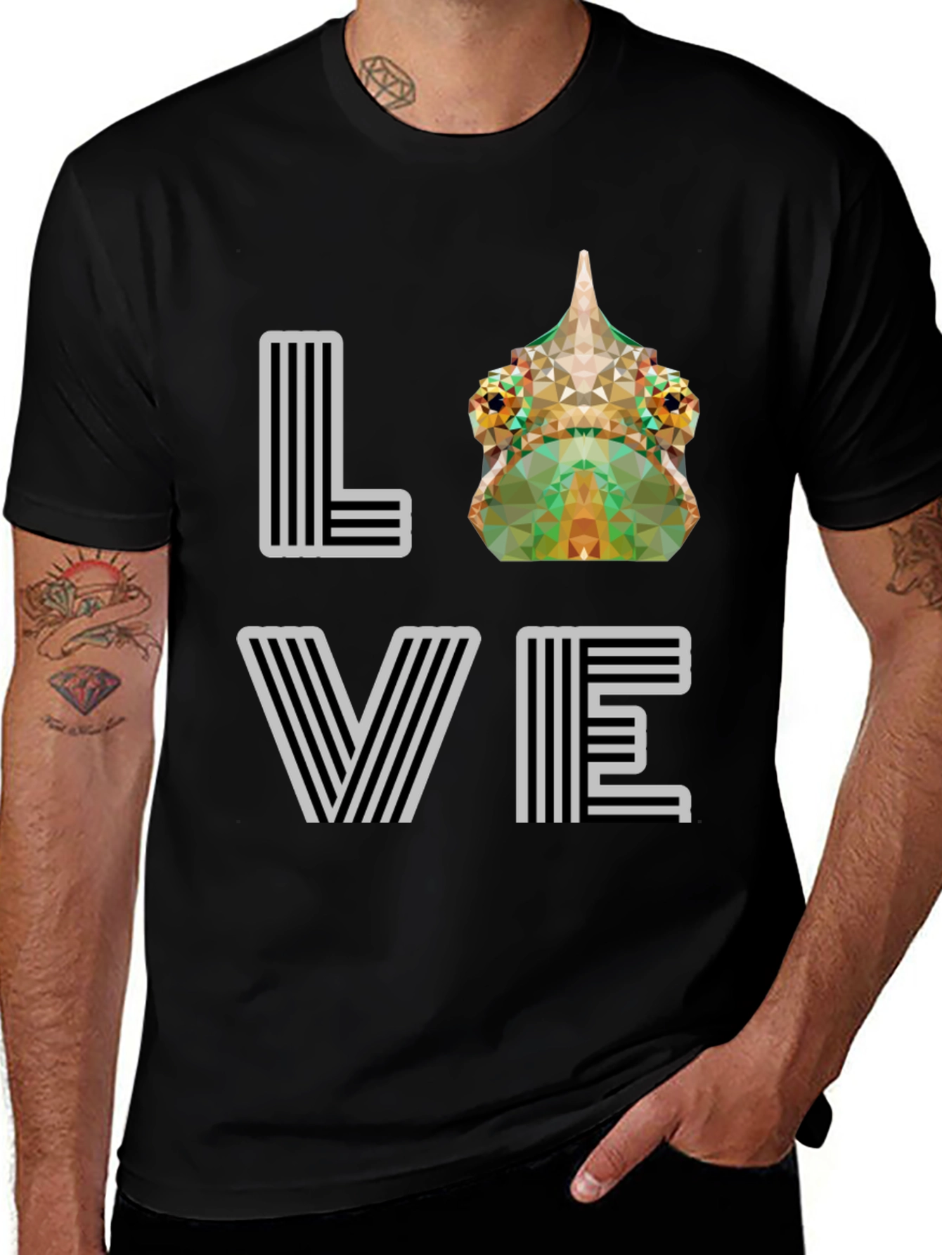 Variant 13 of Geometric Chameleon 'LOVE' Graphic Tee - Modern Style